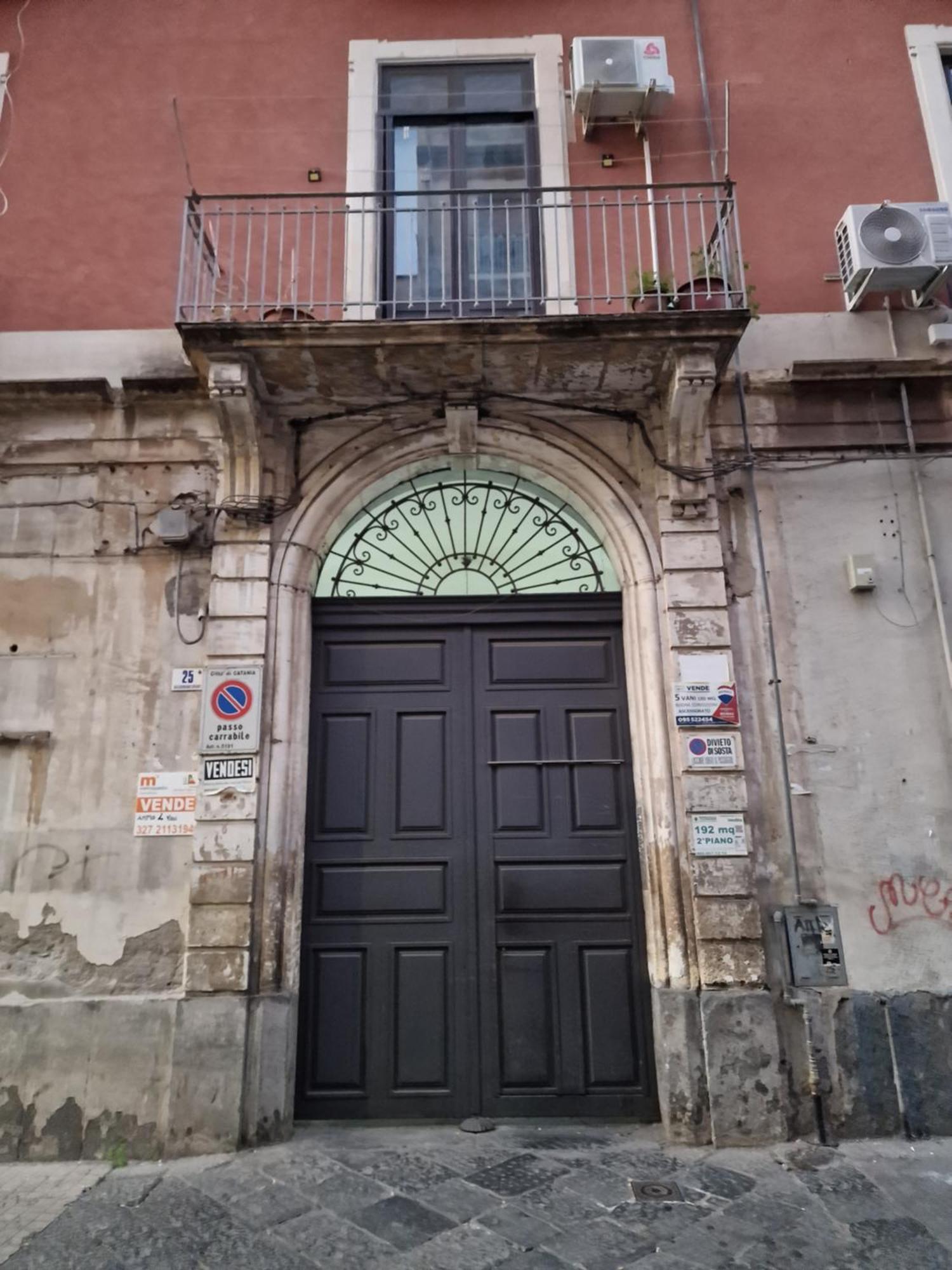 Le Volte And Suite Catania Ngoại thất bức ảnh